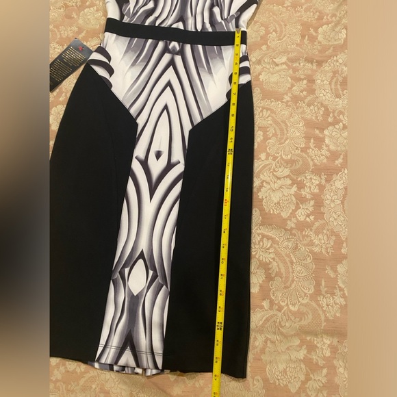 Bebe Size Small Long Sleeved Print Block Scuba Dress Robe Scuba Motif NWT - Picture 7 of 16